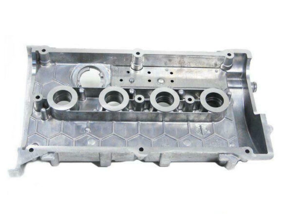 06A103469AR - NEW VOLKSWAGEN BEETLE 9C CYLINDER HEAD COVER 06A103469AR ORIGINAL