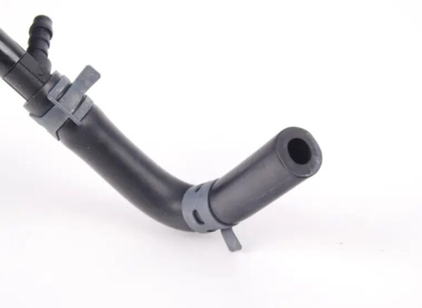 06A133366AC - NEW VW BEETLE 1Y INTAKE MANIFOLD CONNECTING HOSE 06A133366AC ORIGINAL
