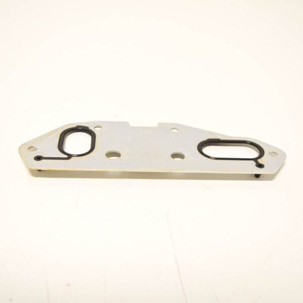 06E117070J - NEW VOLKSWAGEN TOUAREG 7P ENGINE OIL COOLER GASKET 06E117070J ORIGINAL