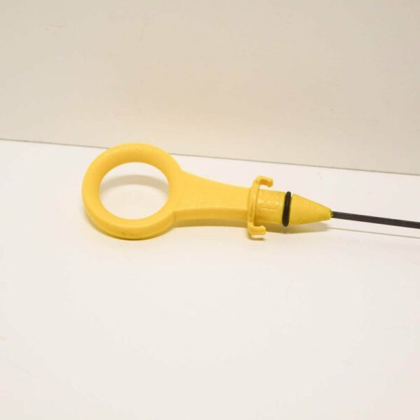 06J115611L - NEW VOLKSWAGEN SCIROCCO MK3 OIL DIP STICK 06J115611L 2.0 PETROL