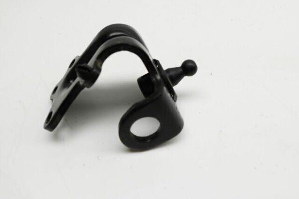 06K103390F - NEW VOLKSWAGEN PASSAT B8 3G RIGHT ENGINE COVER MOUNT 06K103390F ORIGINAL
