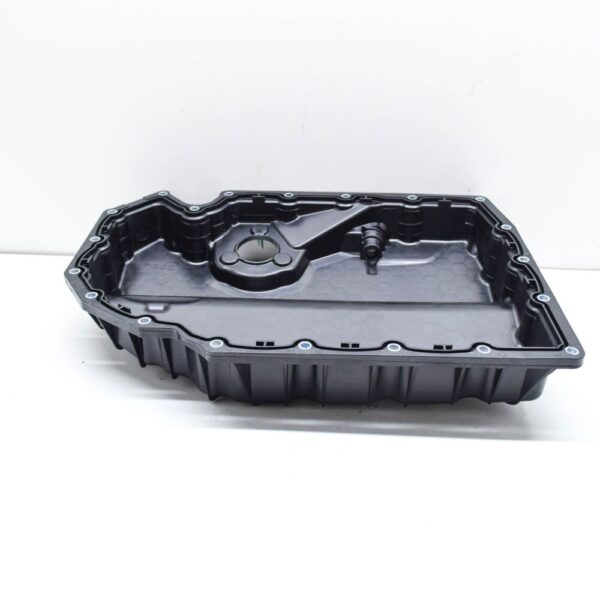 06K103600AA - NEW VOLKSWAGEN JETTA MK7 A7 CRANKCASE LOWER OIL PAN PART 06K103600AA