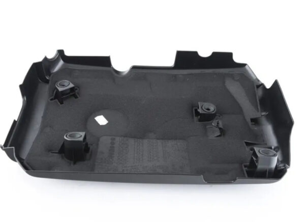 06K103925BN - NEW VOLKSWAGEN GOLF 5G MK7 ENGINE COVER 06K103925BN ORIGINAL