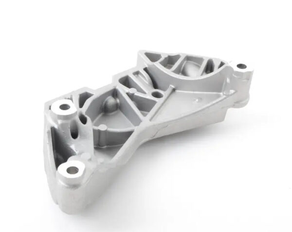 06K199207A - NEW VW BEETLE 5C RIGHT ENGINE MOUNT BRACKET 06K199207A ORIGINAL