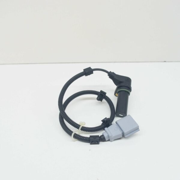 070957147 - NEW VW TOUAREG 7L ENGINE SPEED SENSOR 070957147
