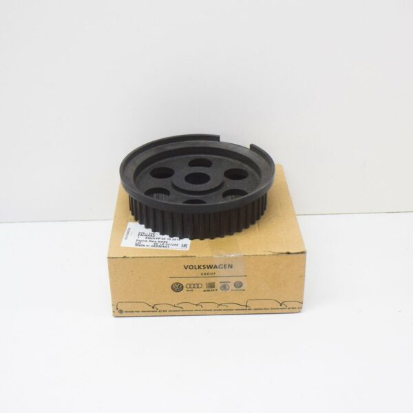 076109111 - NEW VW CRAFTER 2E MK1 CAMSHAFT TOOTHED BELT PULLEY 076109111 ORIGINAL