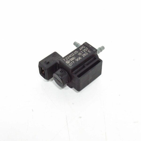 077906283E - NEW VOLKSWAGEN PHAETON 3D SOLENOID VALVE 077906283E