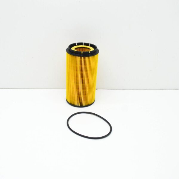 07C115562E - NEW VOLKSWAGEN PHAETON 3D ENGINE OIL FILTER 07C115562E