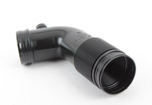 07K129684C - OEM VOLKSWAGEN BEETLE A5 AIR INTAKE CONNECTING PIPE 07K129684C GENUINE