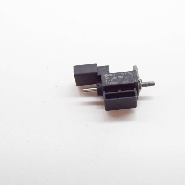 07L906283C - VW TRANSPORTER VI T6 SOLENOID VALVE 07L906283C NEW GENUINE