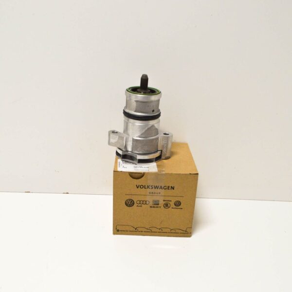07Z121011 - Volkswagen Phaeton 3D Water Pump w/ Seals 07Z121011 GENUINE NEW