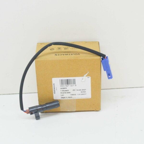 09G927321B - NEW OEM VW BEETLE 9C GEARBOX SPEED SENSOR 09G927321B GENUINE