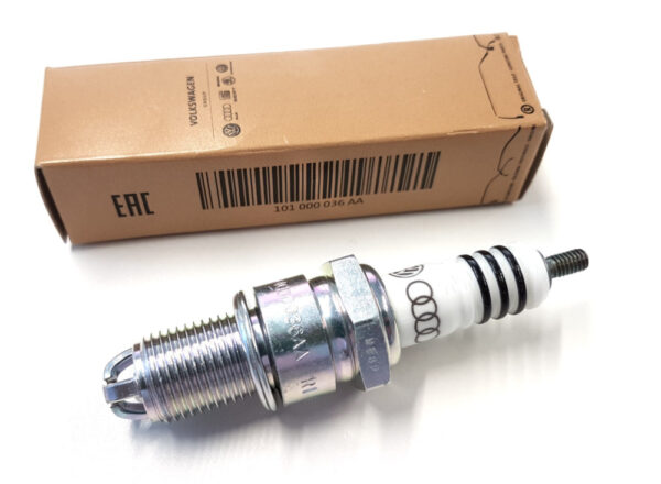 101000036AA - NEW VOLKSWAGEN CADDY 9K SPARK PLUG 'LONGLIFE' 101000036AA ORIGINAL