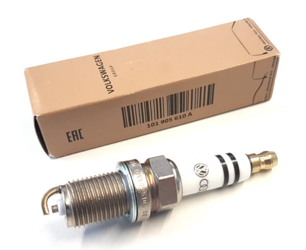 101905610A - NEW OEM VOLKSWAGEN CADDY 2K SPARK PLUG 'LONGLIFE' 101905610A GENUINE
