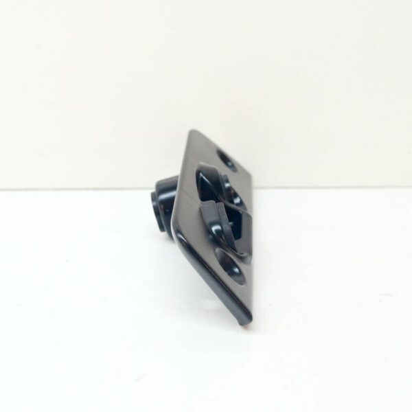 7E0843637B - VOLKSWAGEN TRANSPORTER T6 LEFT DOOR UPPER DRIVE WASHER 7E0843637B SLIDING