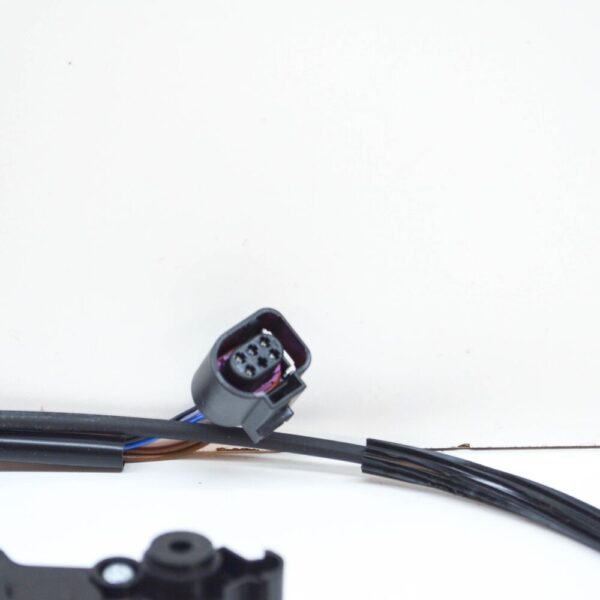 7E0843654CF - VW TRANSPORTER T5 Right Sliding Door Control Lock RHD 7E0843654CF NEW GENUINE