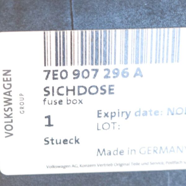7E0907296A - Volkswagen Transporter T5 Fuse Box Housing Bottom Holder 7LA907296 New Genuine