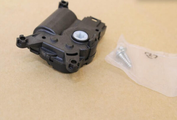 7E0907511A - NEW VW TRANSPORTER VI T6 AIR CON ADJUSTER UNIT SERVOMOTOR 7E0907511A ORIGINAL