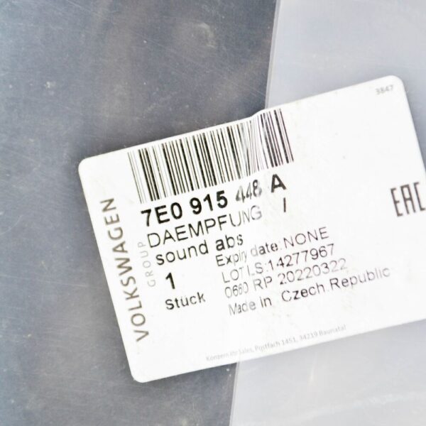 7E0915448A - NEW VOLKSWAGEN TRANSPORTER T6 BATTERY INSULATION 7E0915448A