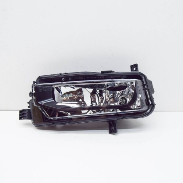 7E0941661B - Volkswagen TRANSPORTER T6 Front Left Halogen Fog Light  7E0941661D NEW GENUINE