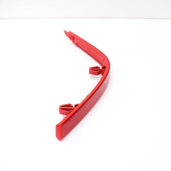 7E0945105E - Volkswagen Transporter T6 taillight reflector left 7E0945105E NEW ORIGINAL