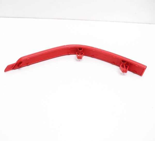 7E0945105E - Volkswagen Transporter T6 taillight reflector left 7E0945105E NEW ORIGINAL