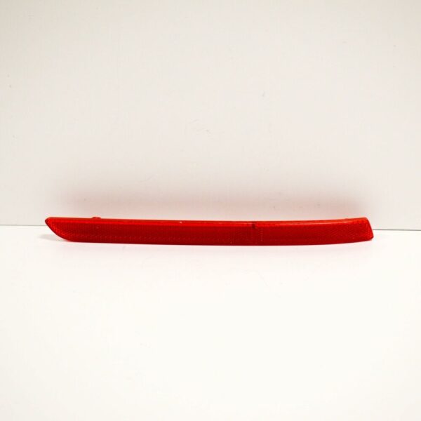 7E0945106A - NEW VOLKSWAGEN TRANSPORTER T5 REAR BUMPER RIGHT REFLECTOR 7E0945106A