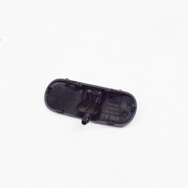 7E0955988B - NEW VW MULT T6 WINDSHIELD RIGHT WATER JET 7E0955988B ORIGINAL