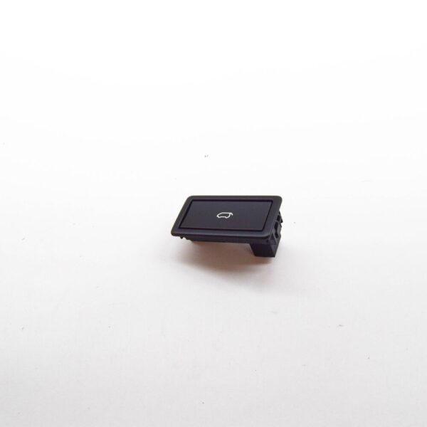 7E0959831WHS - VW TRANSPORTER VI T6 Rear Lid Actuation Pushbutton 7E0959831WHS NEW GENUINE