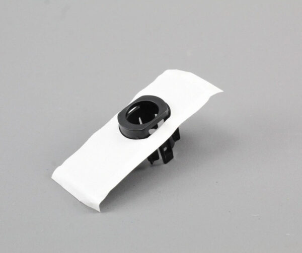7E5919493D - NEW VW VI T6 FLAT BED SFD, SFE FRONT LEFT PARKTRONIC BRACKET 7E5919493D