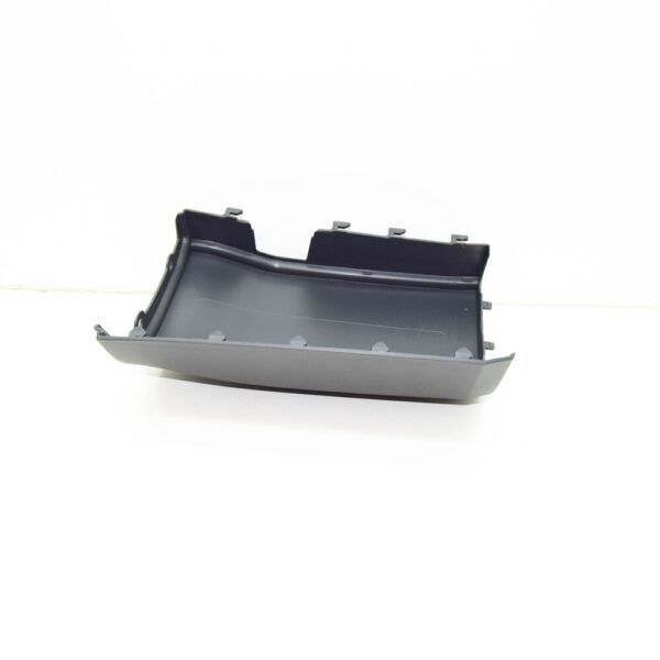 7H0807322B7G9 - NEW VW TRANSPORTER T5 REAR RIGHT UNDER TAILLIGHT TRIM 7H0807322B7G9 ORIGINAL