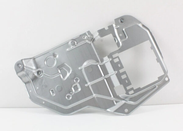 7H0827202C - NEW VW TRANSPORTER T5 REAR LEFT WING DOOR SUPPORT PLATE 7H0827202C