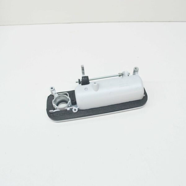 7H0827561AGRU - NEW VOLKSWAGEN TRANSPORTER T5 REAR LID PRIMED HANDLE 7H0827561AGRU