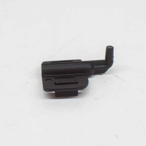 7H0827947A - NEW VOLKSWAGEN TRANSPORTER T5 REAR BAR CLIP 7H0827947A LID SWEATER