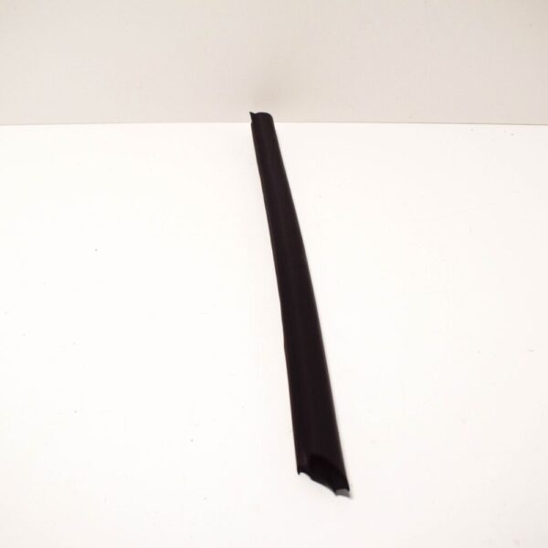7H0837565A - NEW VOLKSWAGEN TRANSPORTER T5 FRONT LEFT DOOR SEAL 7H0837565A ORIGINAL
