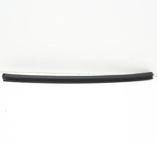 7H0837566A - New Genuine VW Transporter 2003-2017 Front Right Door Seal Black 7H0837566A OEM