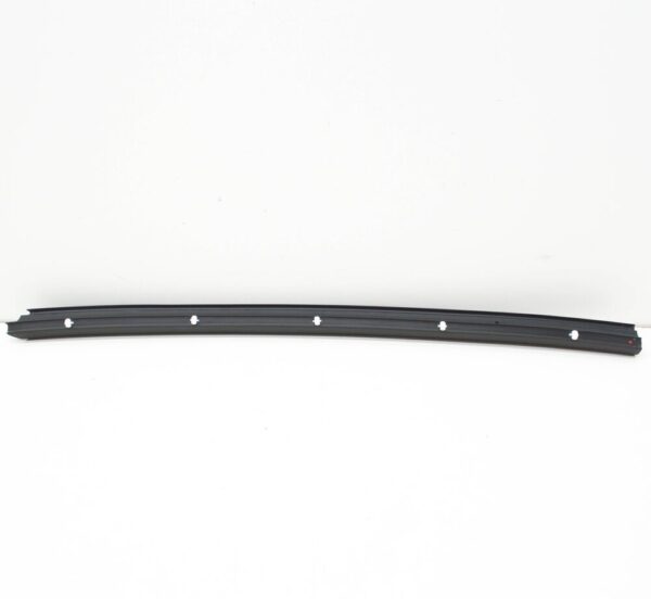 7H0837566A - New Genuine VW Transporter 2003-2017 Front Right Door Seal Black 7H0837566A OEM