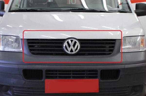 7H5853653 - New Genuine VW Transporter 03-10 Front Center Grill Satin Black 7H5853653 OEM