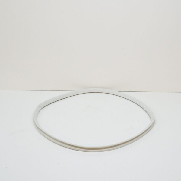 7H7068465A - NEW VW TRANSPORTER T5 COOL BOX RUBBER GASKET SEAL 7H7068465A