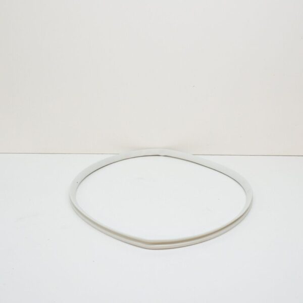 7H7068465A - NEW VW TRANSPORTER T5 COOL BOX RUBBER GASKET SEAL 7H7068465A
