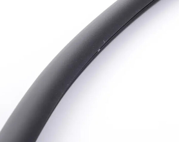 7L0837911E - NEW VW TOUAREG 7L FRONT RIGHT DOOR SEAL RUBBER 7L0837911E ORIGINAL
