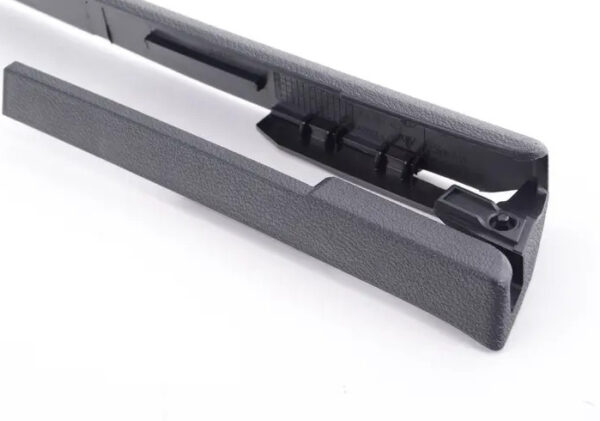 7L0881463M4PK - VW TOUAREG 7L Right Seat Front Left Guide Rail Cover 7L0881463M4PK NEW GENUINE