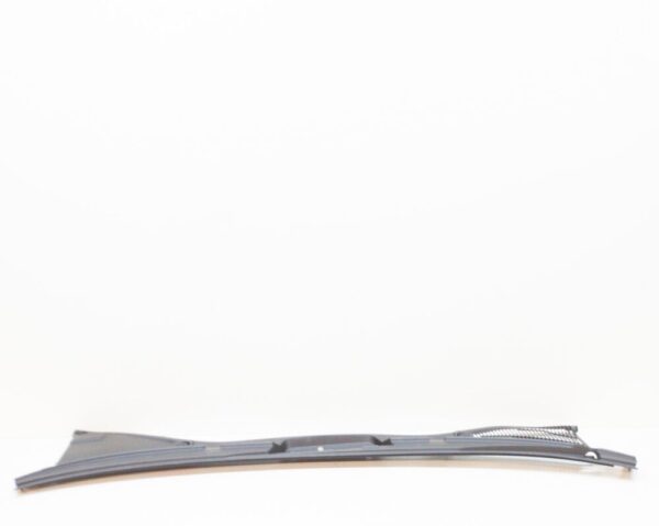 7L6819401J9B9 - VW TOUAREG 7L Front Water Deflector Trim RHD 7L6819401J9B9 NEW GENUINE