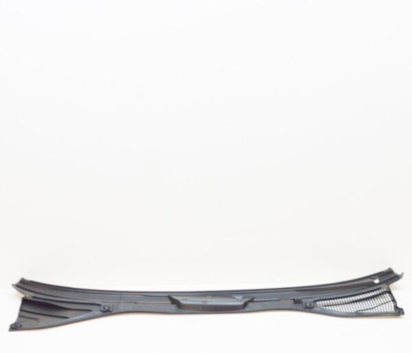 7L6819401J9B9 - VW TOUAREG 7L Front Water Deflector Trim RHD 7L6819401J9B9 NEW GENUINE
