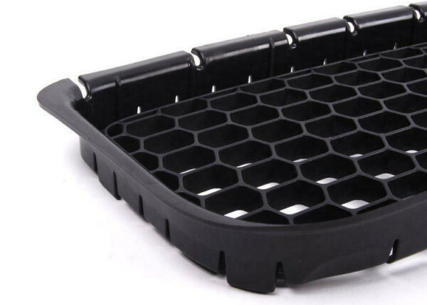 7L6853678F9B9 - NEW VW TOUAREG 7L FRONT BUMPER CENTER AIR GUIDE GRILLE 7L6853678F9B9