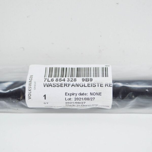 7L68543289B9 - VW TOUAREG 7L Front Right Windshield Molding 7L68543289B9 NEW GENUINE