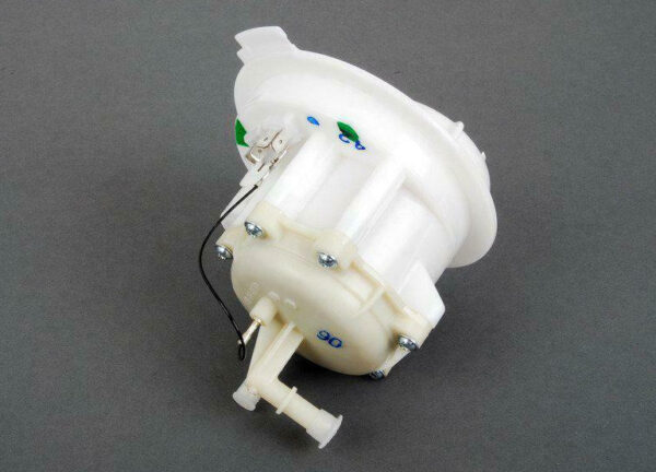 7L6919679D - NEW VOLKSWAGEN TOUAREG 7L LEFT FLANGE WITH FUEL FILTER 7L6919679D ORIGINAL