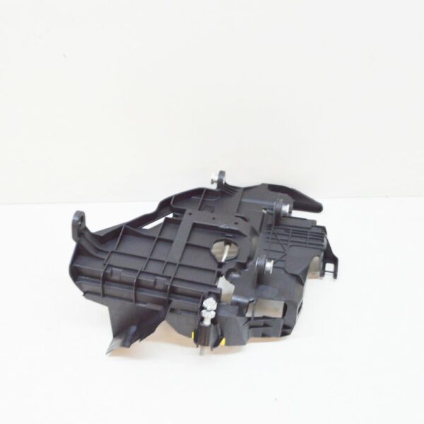 7L6941613C - NEW VW TOUAREG 7L LEFT MAIN BEAM HEADLIGHT BRACKET MOUNT 7L6941613C