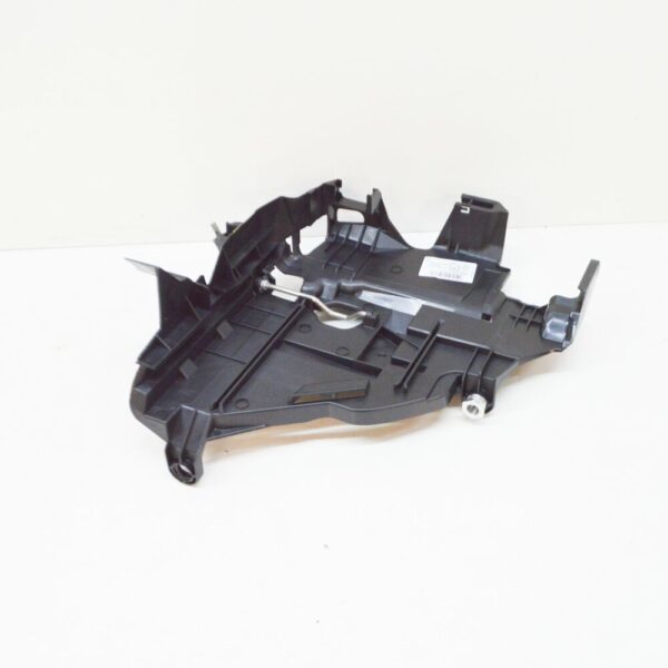 7L6941613C - NEW VW TOUAREG 7L LEFT MAIN BEAM HEADLIGHT BRACKET MOUNT 7L6941613C