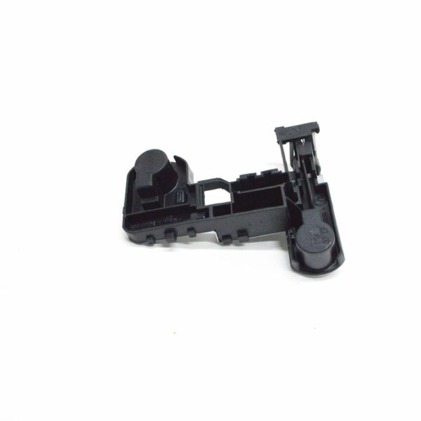 7L6945259A - NEW VW TOUAREG 7L INNER LEFT TAIL LIGHT CARRIER BULB SOCKET 7L6945259A